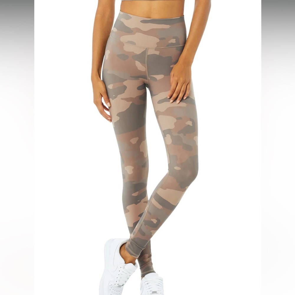 alo camo leggings
